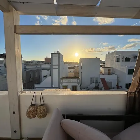 Casa De Poseidon House With 3 Bright Bedrooms And Large Terrace بيت للعطل