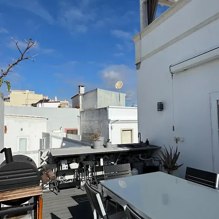 Casa De Poseidon House With 3 Bright Bedrooms And Large Terrace